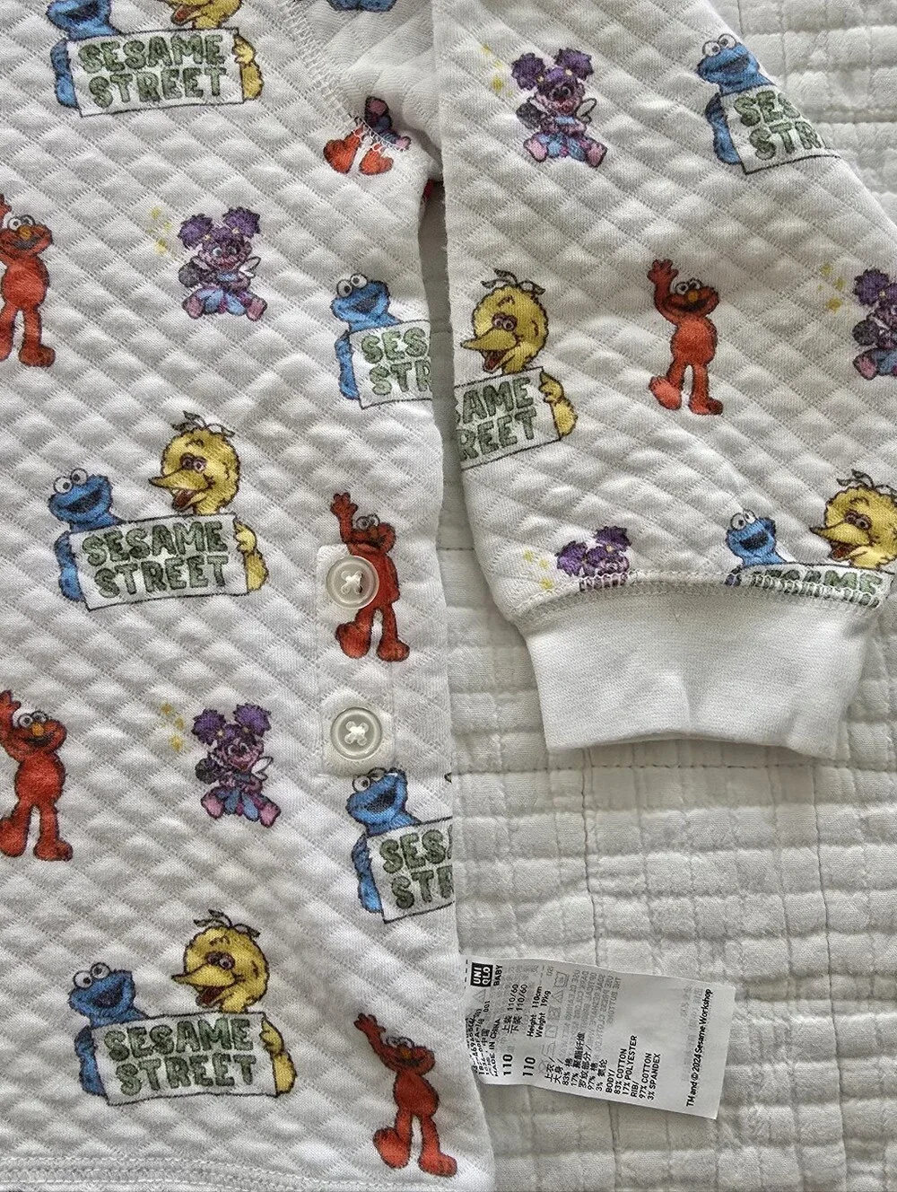 Baby Sesame Street Quilted Uniqlo Pajama TOP - Size 110 / 4T - Picture 4 of 6